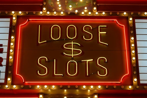 Slot